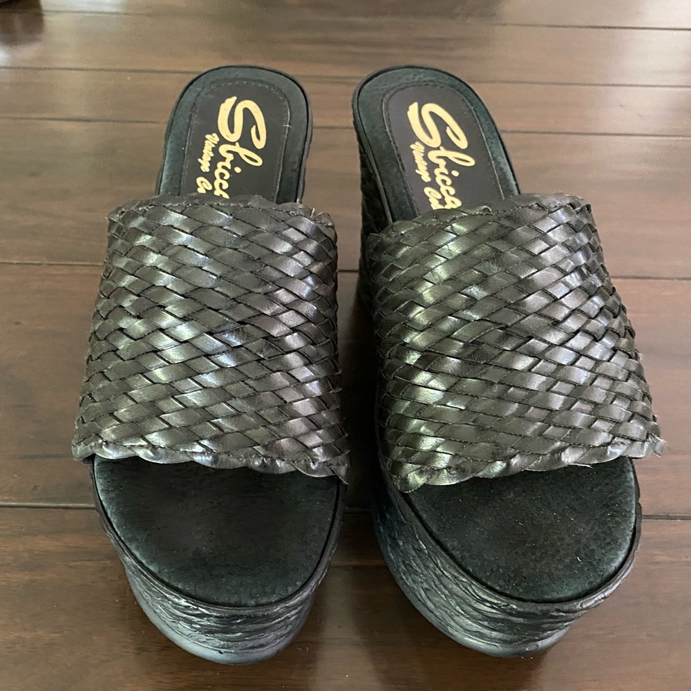 Sbicca black woven platform sandal